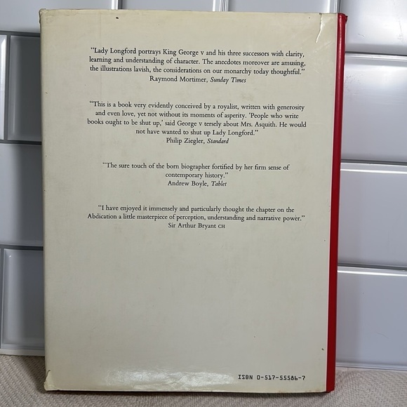 THE Royal House of Windsor by Elizabeth Longford (1984) - Picture 2 of 10